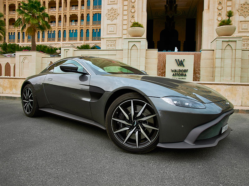 لا تفوت قيادة أحدث طرازات أستون مارتن مع والدورف أستوريا... إليك تفاصيل جدول الفعاليات كاملاً